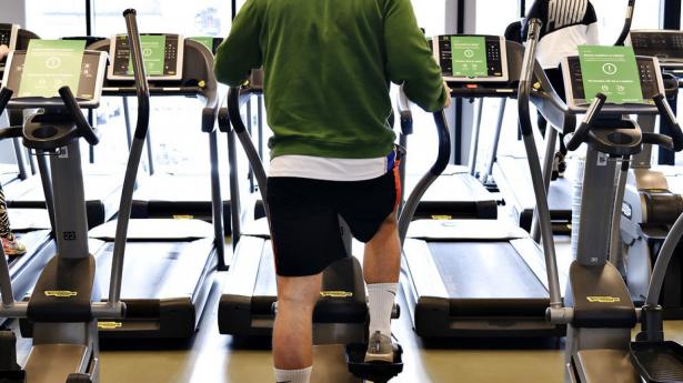 Fitness World har haft det svært under coronapandemien, og selskabets ejer får nu igen tilført penge. Arkivfoto: Philip Davali/Ritzau Scanpix
