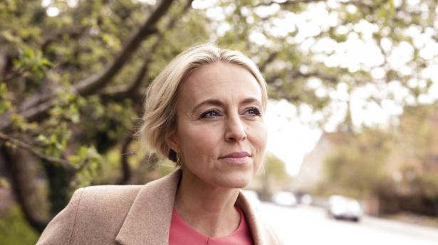 Mira Lie Nielsen, boligøkonom i Nykredit, frygter, at førstegangskøbere uden stor friværdi kan blive insolvente, hvis boligpriserne falder nu.