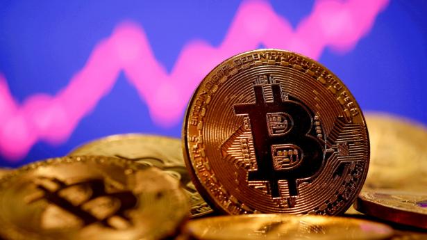 "Skal man være lidt flabet, kan man sige, at traditionelle valutaer som danske kroner, euro og dollar har performet meget stærkt på det seneste, og at der igen er sat spørgsmålstegn ved kryptovalutaernes reelle formål," skriver Teis Knuthsen, investeringsdirektør, Kirk Kapital. Foto: Dado Ruvic/Reuters/Ritzau Scanpix