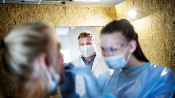 Fra sine otte teststeder foretog Ulf Bech Christensens Pentabase op mod 10.000 pcr-test om dagen, da der blev testet flest mennesker for coronasmitte. Foto: Tim Kildeborg Jensen