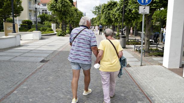 Det kan måske blive sværere for pensionisterne at få råd til ferier i 2023. Arkivfoto: Henning Bagger/Ritzau Scanpix