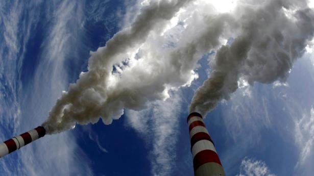 Polen er blandt de lande, der kræver kompensation for klimaomstillingen. Her er det Belchatov-kraftværket sydvest for Warszawa. Arkivfoto: Peter Andrews/Reuters/Ritzau Scanpix