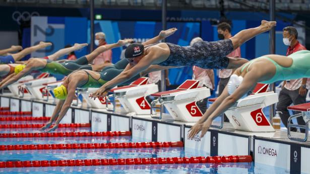 En kvartet bestående af Ottesen, Pernille Blume, Julie Kepp Jensen og Signe Bro bookede finalepladsen i syvendebedste tid. Foto: Patrick B. Kraemer/EPA/Ritzau Scanpix