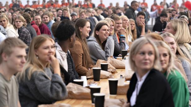 Sammen kan vi på tværs af generationer skabe en fremtid, der ikke bare er bedre for os, men for alle, der følger efter, skriver Ann Forup Helmich. Arkivfoto: Henning Bagger/Ritzau Scanpix