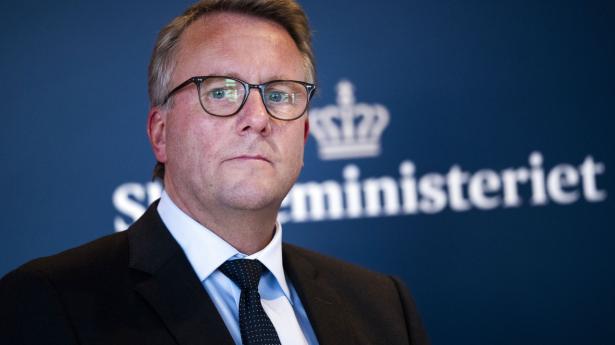 Skatteminister Morten Bødskov (S) og beskæftigelsesminister Peter Hummelgaard (S) holder pressemøde om flere i arbejde og billigere grøn el, som er del af regeringens udspil - Danmark kan mere torsdag den 9. september 2021 i København. (Foto: Martin Sylvest/Ritzau Scanpix)