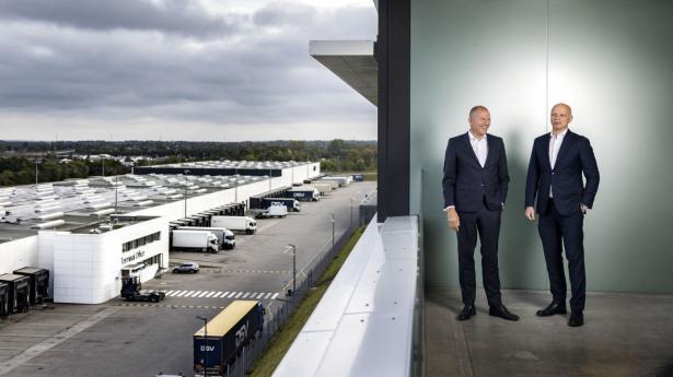 DSV er tirsdag klar med sit regnskab for andet kvartal. På billedet ses adm. direktør Jens Bjørn Andersen (t.v.) og driftsdirektør Jens Lund. Arkivfoto: Simon Fals