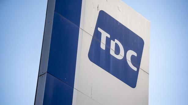 Det danske tele- og it-selskab TDC har opbygget en milliardstor gæld, der skal betales i løbet af 2023. Men med de stigende renter er det blevet dyrere at låne penge, så nu må selskabets ejere til lommerne. Arkivfoto: Mads Claus Rasmussen/Ritzau Scanpix