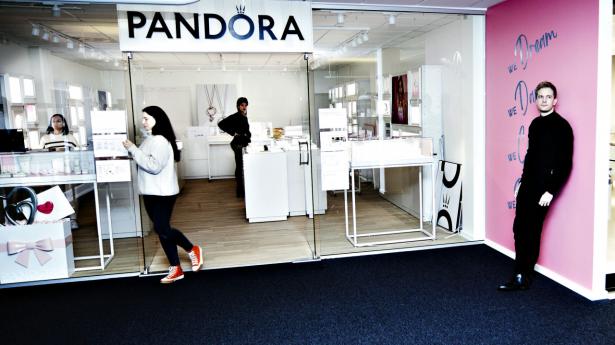 Pandora Begejstrer Analytikerne V kstrejsen Forts tter I 2022 pandora-begejstrer-analytikerne-v-kstrejsen-forts-tter-i-2022