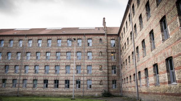 I snart syv måneder har en 63-årig dansk advokat siddet varetægtsfængslet i Vestre Fængsel i København i en sag om hvidvask for over en halv mia. kr. Arkivfoto: Mads Claus Rasmussen/Ritzau Scanpix