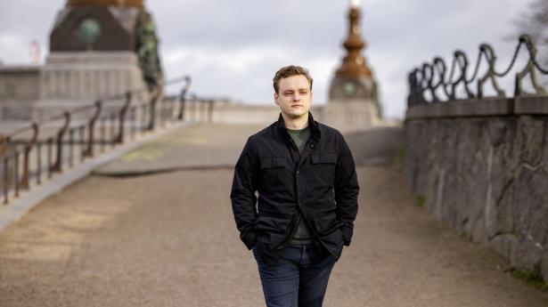 Mikkel Skarnager er medstifter af fintech-virksomheden Helloflow. Selskabet et netop købt af canadiske Trulioo, der har måttet slippe et trecifret millionbeløb for den to år gamle forretning. Foto: Simon Fals