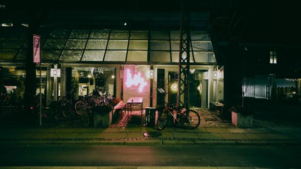 Restaurant Holly ligger  i København V nær Formel B. Foto: Jonas Pryner Andersen