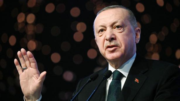 Den tyrkiske præsident, Tayyip Erdogan, og resten af det tyrkiske folk oplever vilde prisstigninger på hele 70 pct. på ét år. Arkivfoto: Murat Cetinmuhurdar/Reuters/Ritzau Scanpix