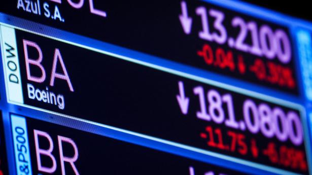 Aktierne er generelt malet i rødt fra starten af onsdagens handel, hvor det brede S&P 500-indeks falder 0,2 pct., mens Dow Jones-indsket smider 0,1 pct. Det teknologitunge Nasdaq-indeks taber 0,4 pct. Arkivfoto: Brendan Mcdermid/Reuters/Ritzau Scanpix