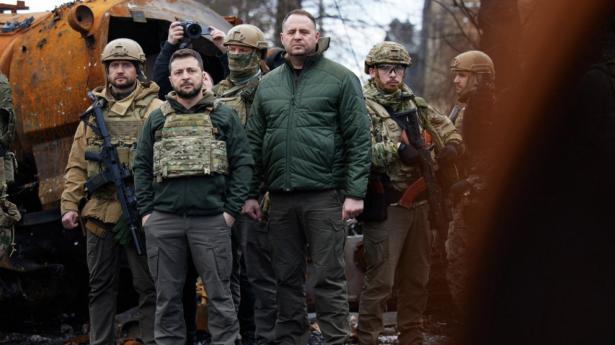 Ingen anden vestlig journalist har været så tæt på præsident Zelenskyj