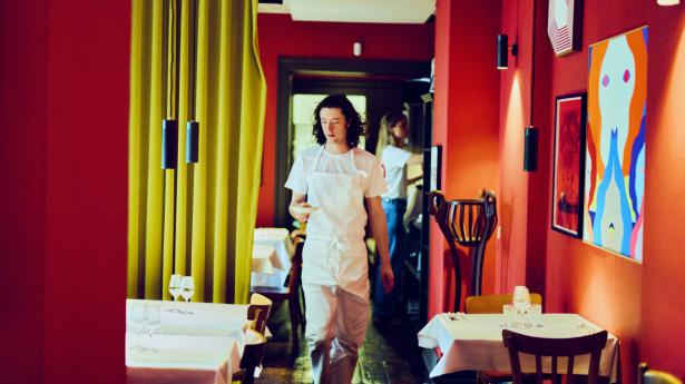 Køkkenchef Dave Harrison på Brasserie Prins i København.