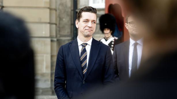 Udlændingeminister Kaare Dybvad Bek (S) er klar til at kræve afstemning i Folketinget, selvom regeringen mangler flertal bag lovforslag. Foto: Nina Pilgaard
