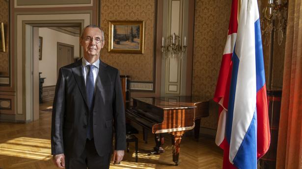 Den russiske ambassadør i Danmark, Vladimir Barbin, skulle fredag stå skoleret i Justitsministeriet. Arkivfoto: Claus Bech/Ritzau Scanpix