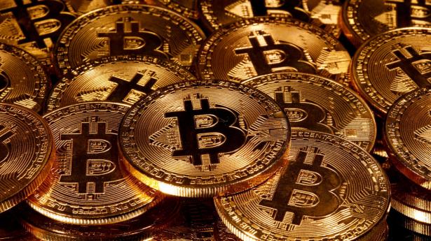 Centralbankernes renteforhøjelser presser også kryptomarkedet. Den samlede værdi af alle kryptovalutaer er faldet mere end 350 mia. dollar i de seneste to uger. Arkivfoto: Dado Ruvic/Reuters/Ritzau Scanpix