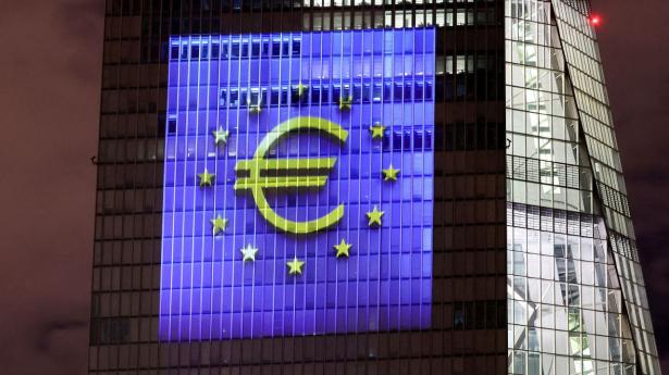 Ud over at fastsætte den officielle rente i eurozonen, så fører ECB også tilsyn med de 114 største euro-banker. Arkivfoto: Wolfgang Rattay/Reuters/Ritzau Scanpix