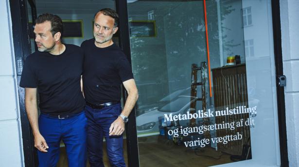 Anders Toft (t.h.) og Daniel Daugaard (tv) vil skabe et internationalt netværk af virtuelle fedmeklinikker Foto: Magnus Møller