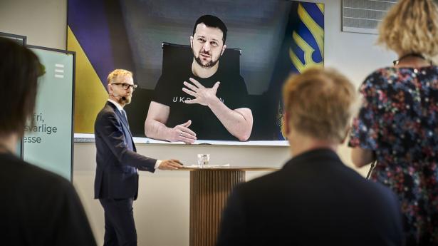 Analyse: Zelenskyj mangler våben og politisk støtte i EU – fra Danmark beder han om det sidste
