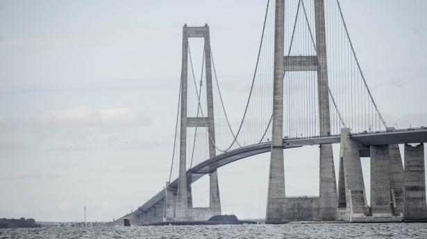 Al skibs- og lufttrafik omkring Storebælt er lukket indtil problemet bliver løst. Arkivfoto: Tim Kildeborg Jensen/Ritzau Scanpix