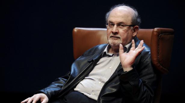 Salman Rushdie skabte røre, da han i 1988 udgav romanen "De sataniske vers". Arkivfoto: Eloy Alonso/Reuters/Ritzau Scanpix