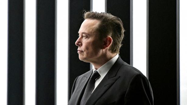 Både myndigheder og politiker kræver forsikringer fra Twitters nye ejer, Elon Musk, om, at han vil overvåge indholdet på platformen. Arkivfoto: Pool/Reuters/Ritzau Scanpix