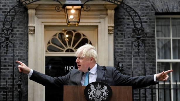 Det er kun godt seks uger siden, Boris Johnson holdt sin sidste tale i Downing Street 6. september. Han trak sig fra posten i juli, men fortsatte som fungerende regeringschef, indtil der var valgt en ny leder. Arkivfoto: Toby Melville/Reuters/Ritzau Scanpix
