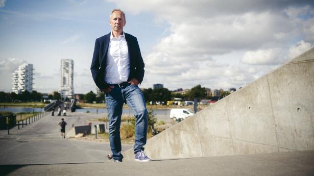 Henrik Rasmussen har været landechef i Tradera Danmark siden februar 2022. Den svenske handelsplatform vil i løbet af de kommende tre år nå op på 500.000 danske medlemmer. Foto: Andreas Vinther