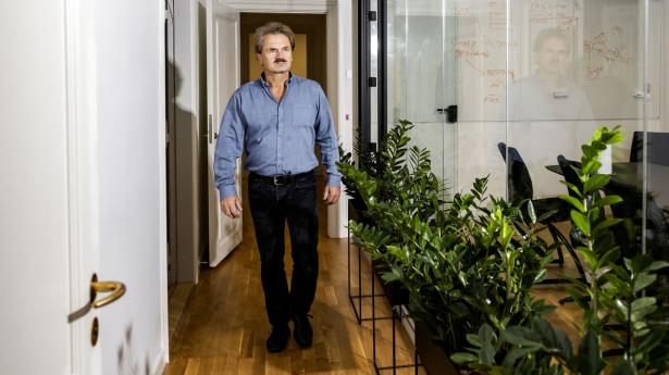 Finanstilsynet har indgået samarbejde med virksomheden Deon Digital, der ved hjælp af DLT-teknologi vil fremme finansiering af den grønne omstilling. Fritz Henglein er chef i virksomhedens danske datterselskab. Foto: Simon Fals