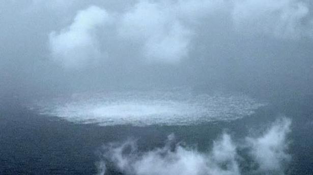 Gassen bobler op gennem havet tæt på Bornholm efter sabotage mod Nord Stream-gasledningerne. Foto: Handout/AFP/Ritzau Scanpix