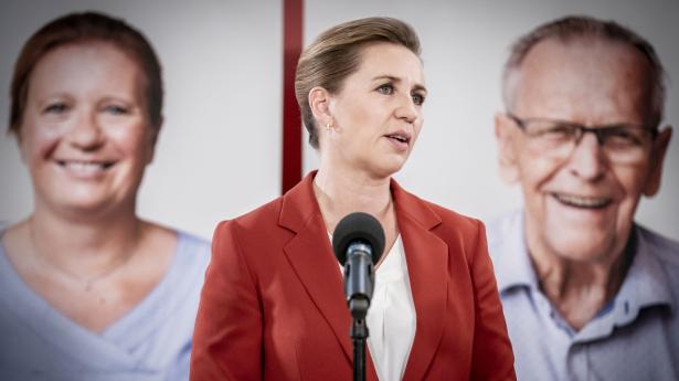 Statsminister Mette Frederiksen lovede i sidste uge et lønløft til udvalgte grupper af offentligt ansatte. Foto: Mads Claus Rasmussen/Ritzau Scanpix