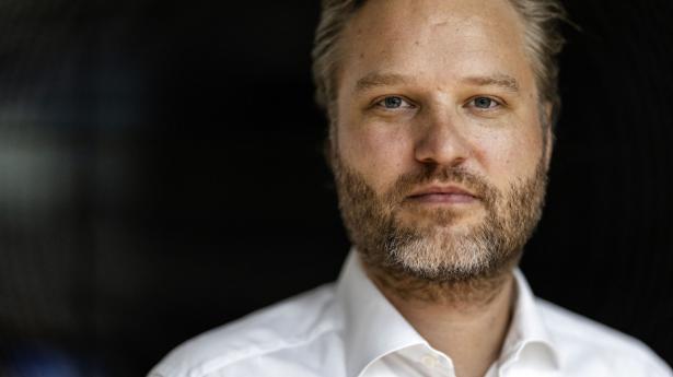 Daniel Lerup overtog posten som kassemester i Ørsted i april fra Marianne Wiinholt, der i dag er finansdirektør for WS Audiology. Foto: Simon Fals