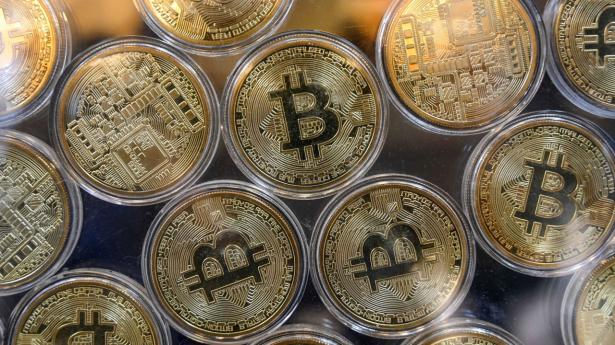 Onsdag formiddag dykkede værdien af bitcoin under 17.500 dollar. Arkivfoto: Ozan Kose/AFP/Ritzau Scanpix