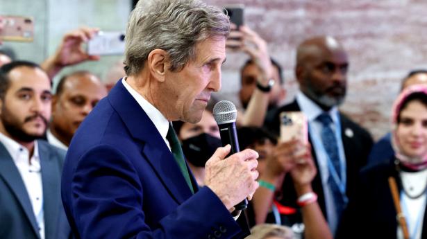 USA’s særlige klimaudsending, John Kerry, deltager lige nu på COP27 i Egypten. Foto: Joseph Eid/Reuters/Ritzau Scanpix