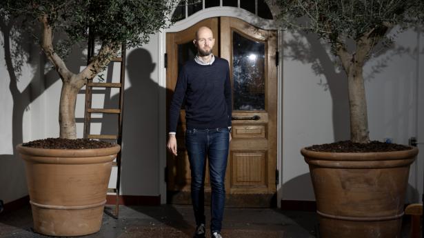 Søren Hove Ravn, lektor i økonomi på Københavns Universitet, sidder med i regeringens inflationsudvalg. Et udvalg, der skal give anbefalinger om, hvordan inflationen bedst håndteres. Foto: Brage Borup