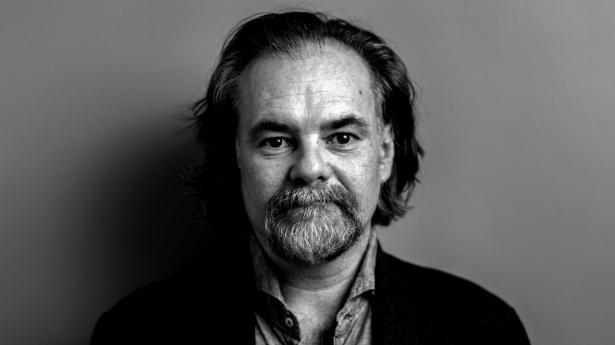 Økonomisk overvismand Carl-Johan Dalgaard uddyber sin kritik af Finansministeriets antagelser om effekten af en sløjfet helligdag. Foto: Simon Fals