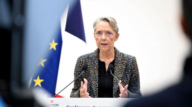 Den franske premierminister Elisabeth Borne fremlagde tirsdag en omstridt pensionsreform og kaldte den “retfærdig”. Foto: Bertrand Guay/AFP/Ritzau Scanpix