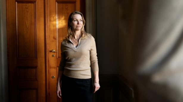 Danske Bank vil have mere bæredygtige kunder: Vil “primært se på gulerod frem for krav”