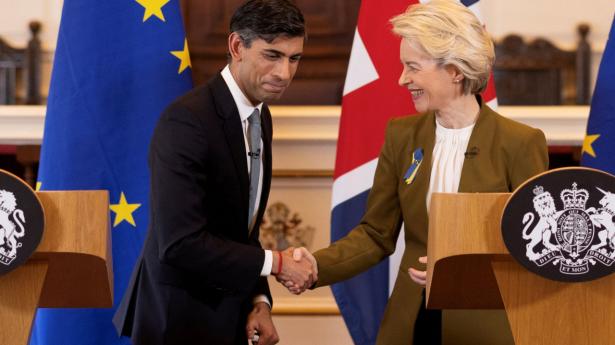 Storbritannien skal have en stående invitation til at genindtræde i EU, når landets fremtidige forhåbentlig mere ansvarlige og visionære politiske ledelse vurderer, at tiden er moden. Arkivfoto: Dan Kitwood/Pool via REUTERS