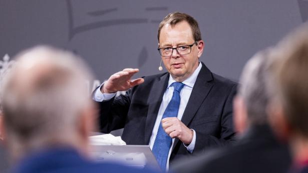 Nationalbankdirektør Christian Kettel Thomsen har torsdag valgt at hæve renten med 0,25 procentpoint, præcis som Den Europæiske Centralbank gjorde tidligere på eftermiddagen. Arkivfoto: Nikolai Linares/Ritzau Scanpix