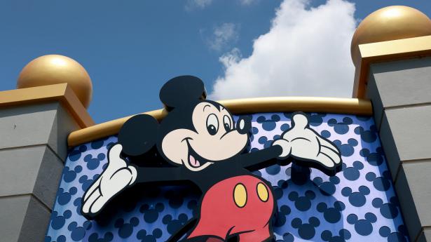 I Florida har Disneys politiske standpunkter fået dem ind i et politisk og juridisk slagsmål med statens guvernør Ron DeSantis. Foto: Joe Raedle/AFP/Ritzau Scanpix