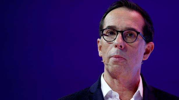 Nicolas Hieronimus er topchef i L’Oréal, der nu køber op i Danmark. Arkivfoto: Gonzalo Fuentes/Reuters/Ritzau Scanpix