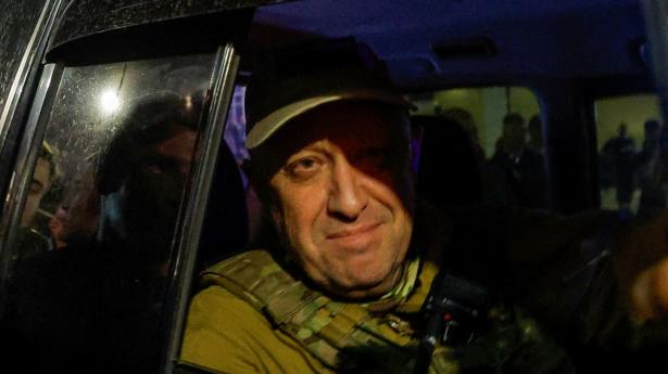 Wagner-lederen Jevgenij Prigozjin, fotograferet da Wagner-gruppen trak sig ud af den russiske by Rostov, som gruppen indtog under oprøret i juni. Arkivfoto: Alexander Ermochenko/Reuters/Ritzau Scanpix