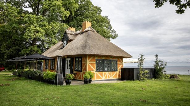 Den Gule Cottage ligger i Klampenborg.