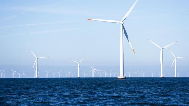 “Statsstøtten skal fokusere på vindmøller og elektrolyseteknologi,” skriver Morten Bødskov (S). Arkivfoto: Thomas Traasdahl/Ritzau Scanpix