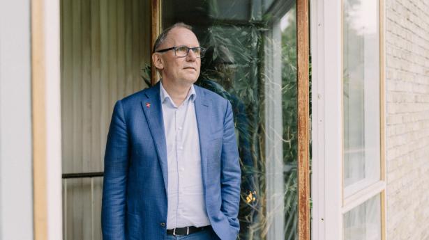 Anders Ladekarl, generalsekretær i dansk Røde Kors, fortæller, at deres udsendtes sikkerhed overvåges af både den danske, internationale og lokale afdeling: “De skal føle sig trygge i, at der er nogen, der har hånd om dem.” Foto: Rebecca Helene Hoffmann
