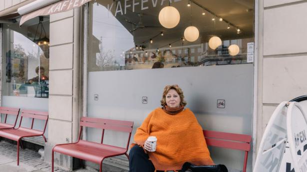 Efter 15 år skiftevis med bopæl i USA og København mener Karen-Marie Lillelund, at danskerne kunne lære noget af amerikanernes “overfladiske venlighed”. Foto: Rebecca Helene Hoffmann