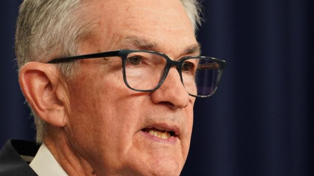 Jerome Powell er ikke længere afvisende over for at diskutere muligheden for rentenedsættelser i 2024. Arkivfoto: Kevin Lamarque/Reuters/Ritzau Scanpix